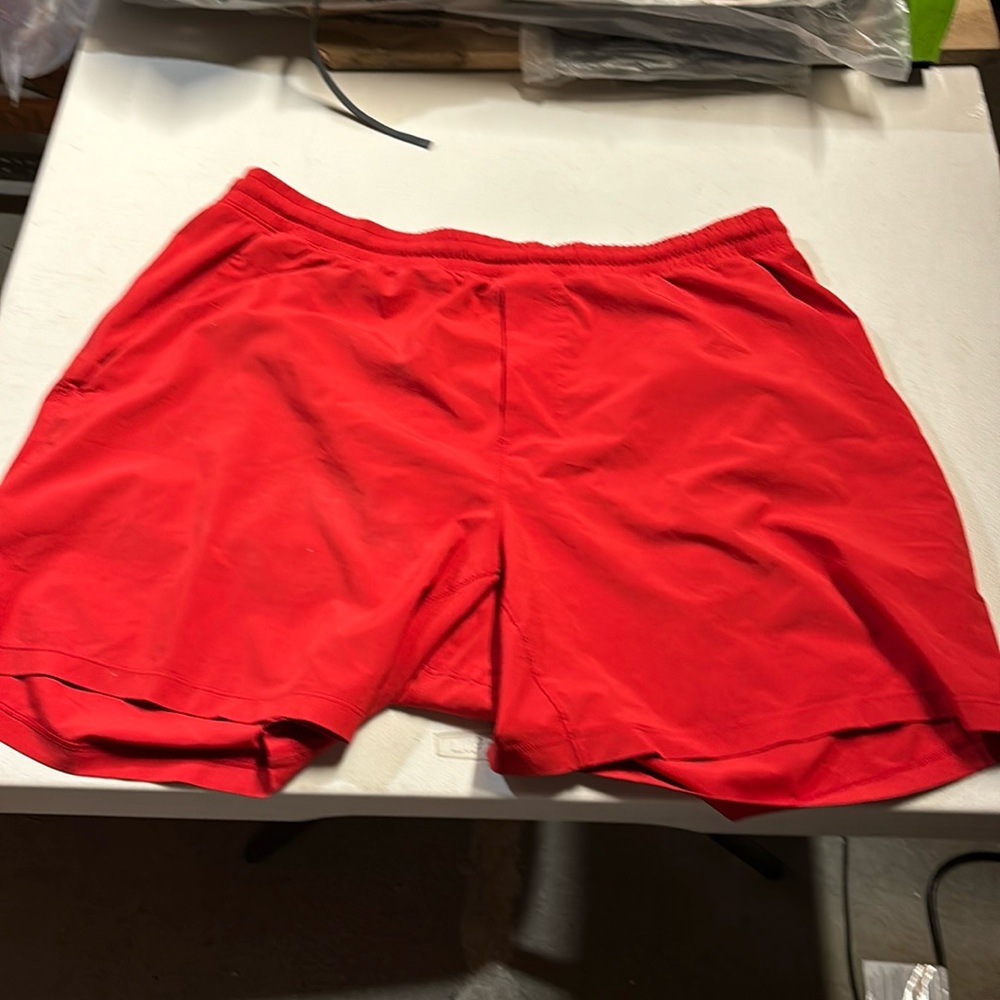 Men’s lululemon shorts